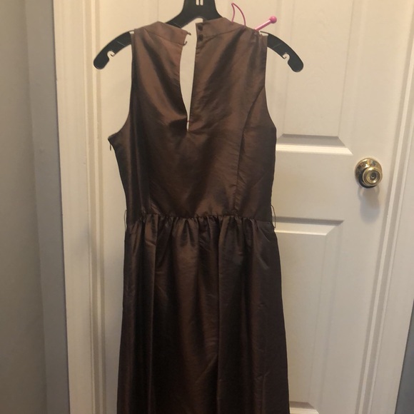 NWOT. Brown iridescent dress. BCBG SIZE 10 - Picture 4 of 7